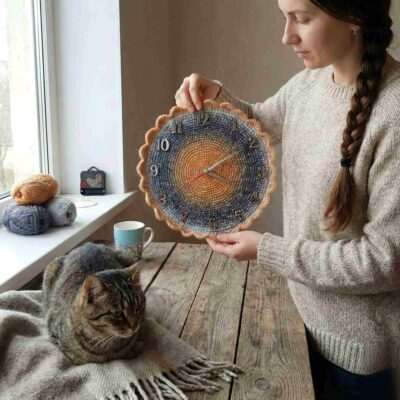 Crochet Clock
